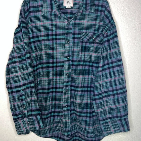 BDG Dani Oversized Plaid Shirt - Picture 5 of 9